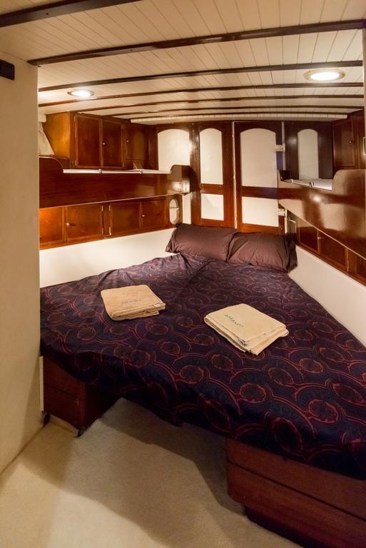 Luxury Yachthotel Amanda Psarrou Zewnętrze zdjęcie